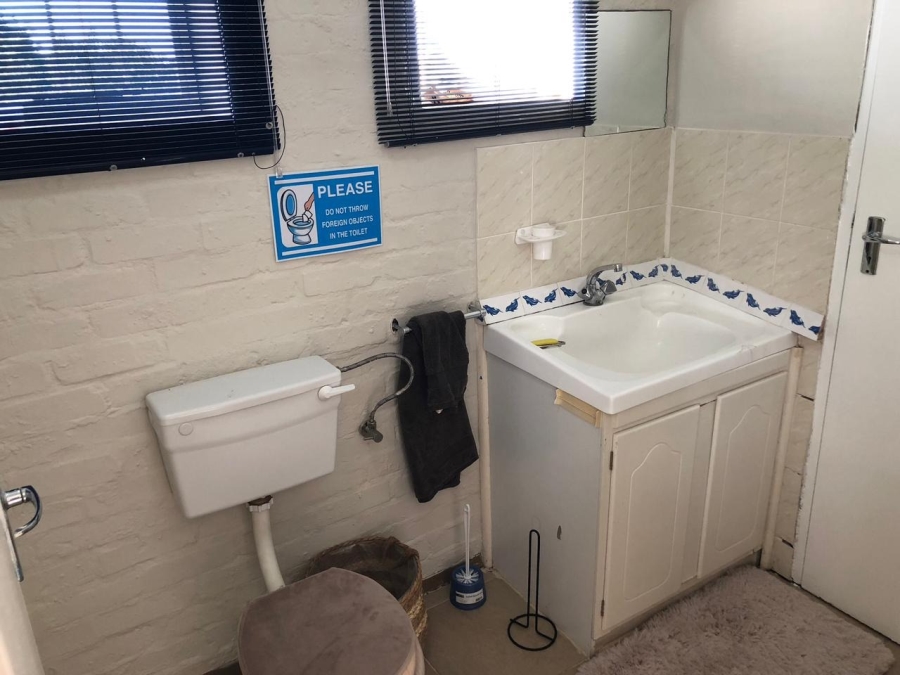 To Let 2 Bedroom Property for Rent in Bettys Bay Western Cape